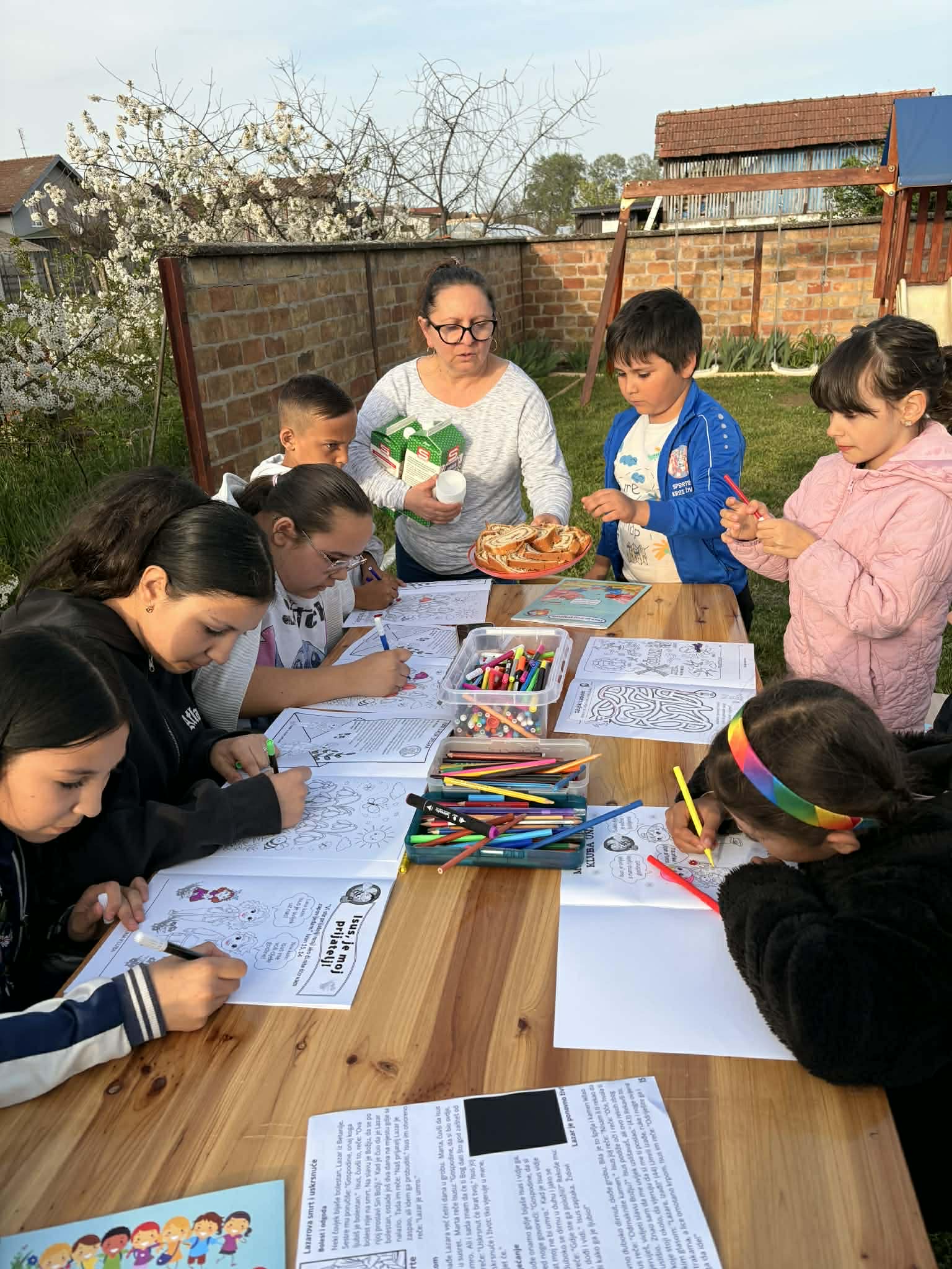 Roma Outreach - Photo 2