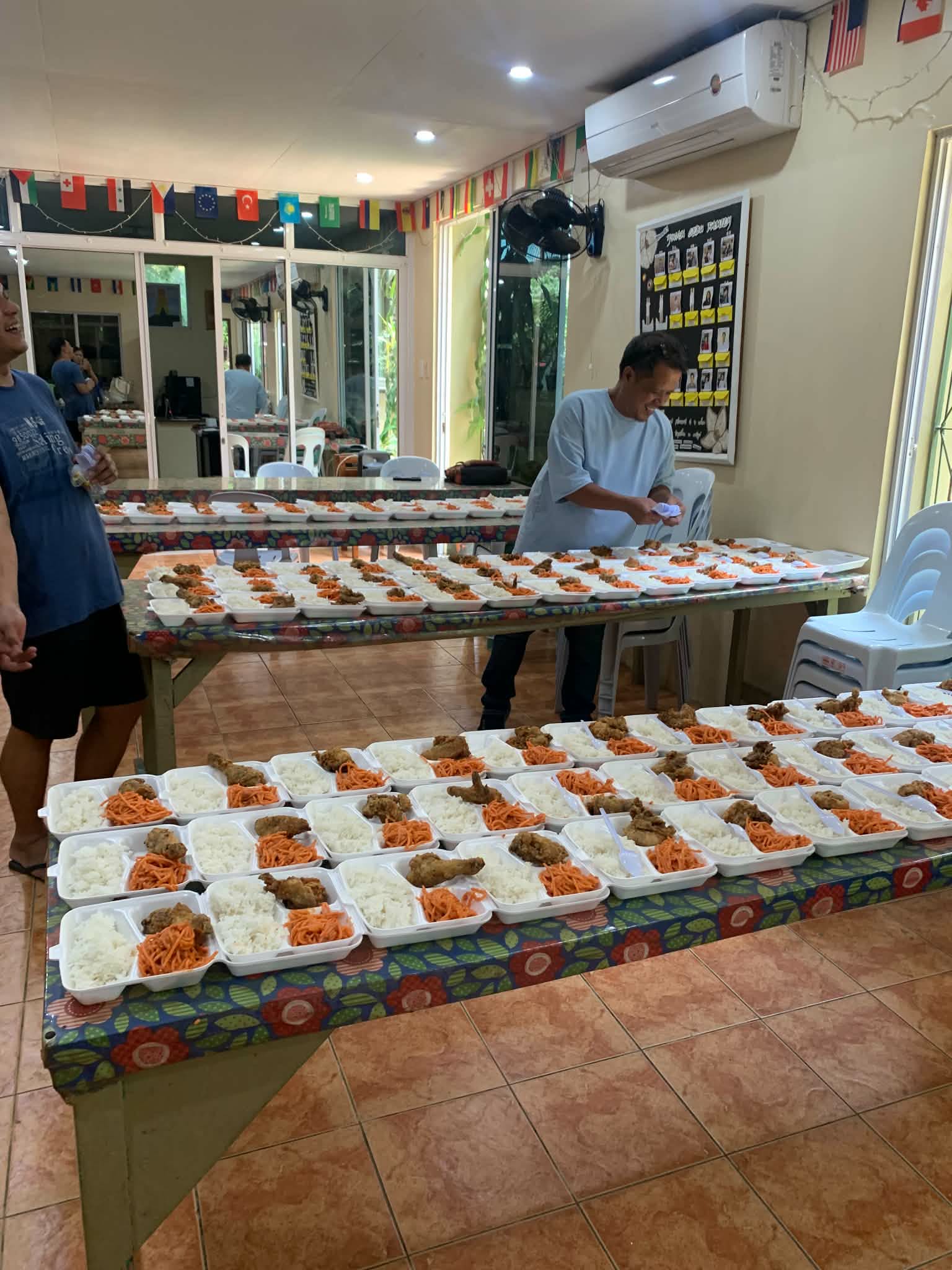 "Masarap" Delicious in Tagalog - Photo 2